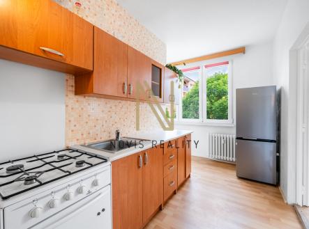 10-11.jpg | Pronájem bytu, 3+1, 60 m²
