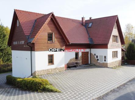 Prodej - nájemní dům, 750 m²