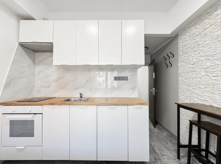Pronájem bytu, 1+kk, 21 m² obrázek