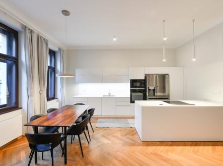 Pronájem bytu, 4+kk, 116 m² obrázek
