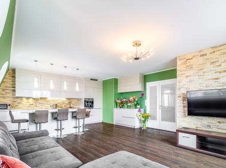Pronájem bytu, 4+kk, 130 m² obrázek