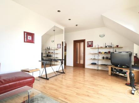 IMG_1875 | Pronájem bytu, 3+1, 110 m²