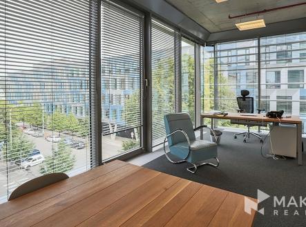 pronajem-kancelarskych-prostor-u-uranie-jankovcova-praha-holesovice-kancelar-budova-l-53d469-gigapix | Pronájem - kanceláře, 330 m²