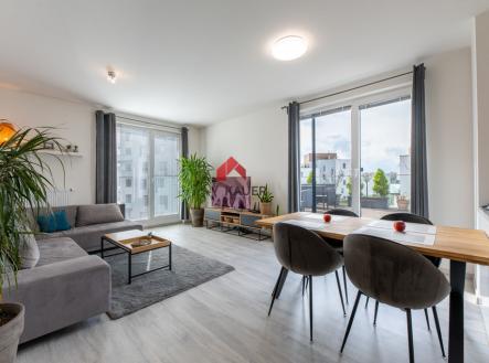 3-pronajem-byt-osobni-vlastnictvi-3-k-k-na-pradle-moravska-ostrava-obyvaci-pokoj.jpg | Pronájem bytu, 3+kk, 85 m²