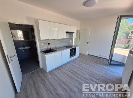 . | Pronájem bytu, 2+kk, 44 m²