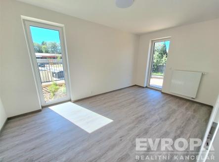 . | Pronájem bytu, 2+kk, 44 m²