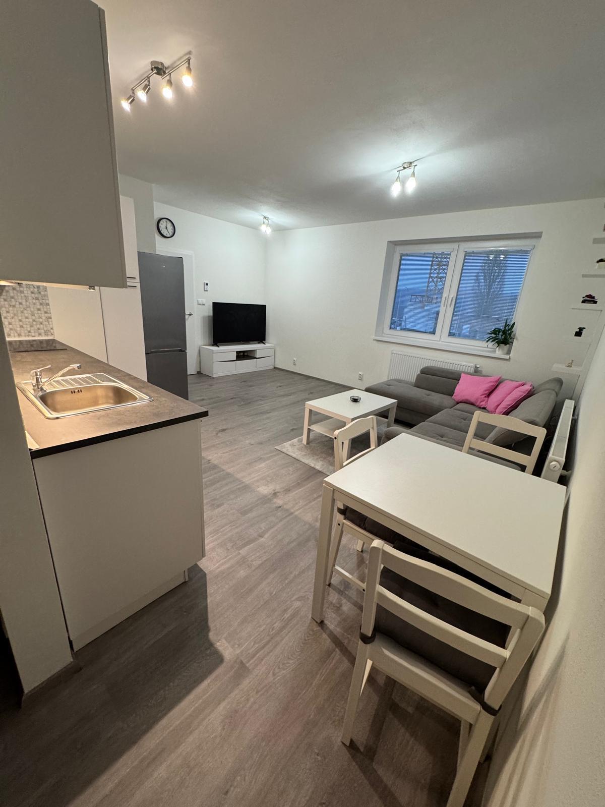 Prodej byt 2 + kk, 49㎡|Jihomoravský kraj, Brno-město, Brno, Brno-Žebětín, Žebětín, Křepelčí 1098/14,