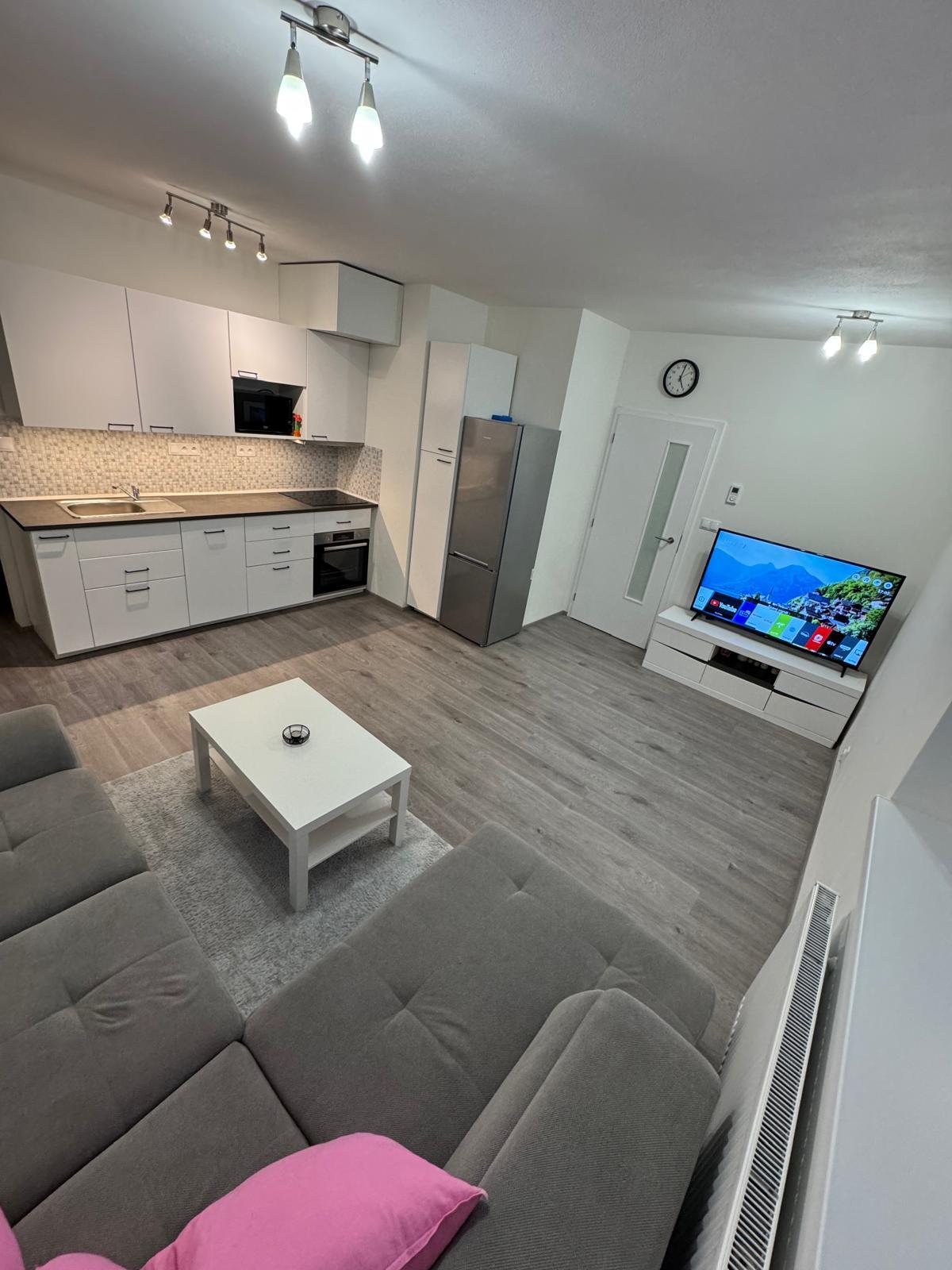 Prodej byt 2 + kk, 49㎡|Jihomoravský kraj, Brno-město, Brno, Brno-Žebětín, Žebětín, Křepelčí 1098/14,