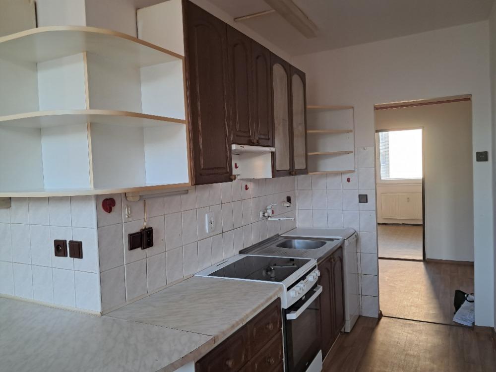 Prodej byt 3 + 1, 72㎡|Jihomoravský kraj, Břeclav, Hustopeče, Svat. Čecha 965/2, 69301