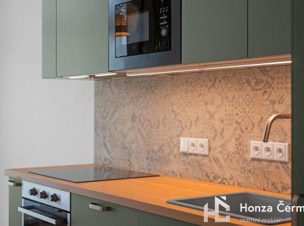 Pronájem bytu, 1+kk, 35 m²