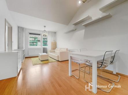 Pronájem bytu, 3+kk, 66 m²