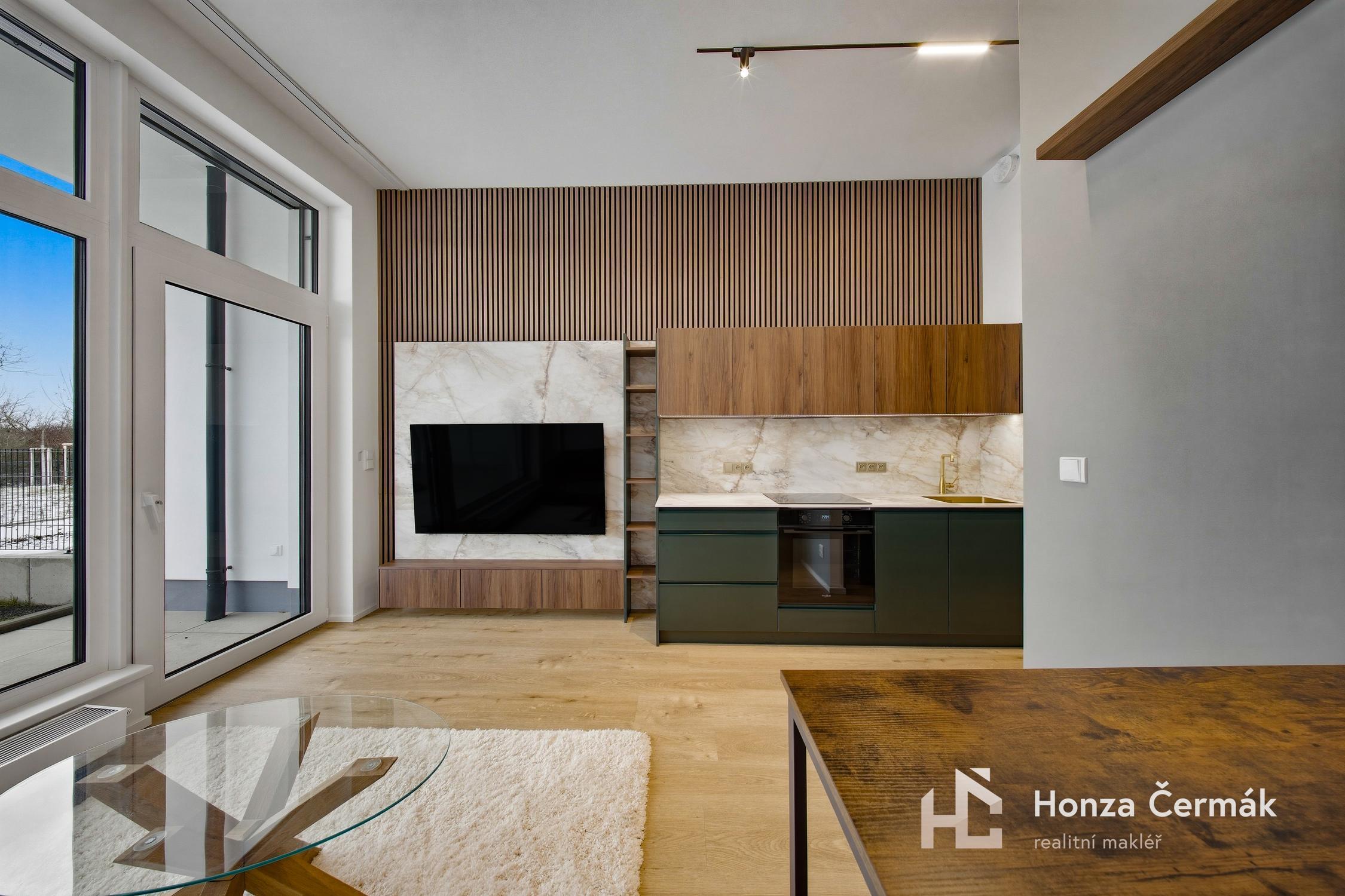 Pronájem byt 1 + kk, 42㎡|Brno-město, Jihomoravský kraj, Brno, Černá Pole, 613 00