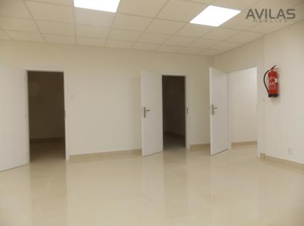 Foto | Pronájem - komerční objekt, jiný, 213 m²