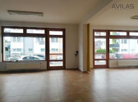 Foto | Pronájem - obchodní prostor, 57 m²