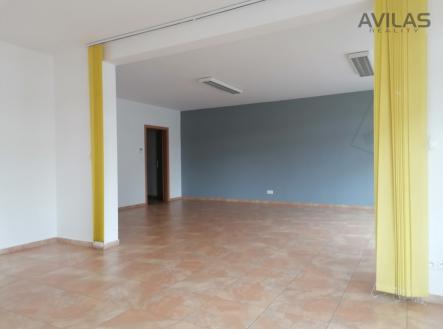 Foto | Pronájem - obchodní prostor, 57 m²
