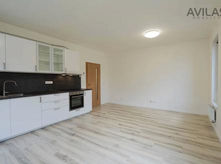 Fotka 1 | Pronájem bytu, 1+kk, 33 m²