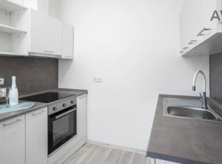 Fotka 2 | Pronájem bytu, 4+kk, 72 m²
