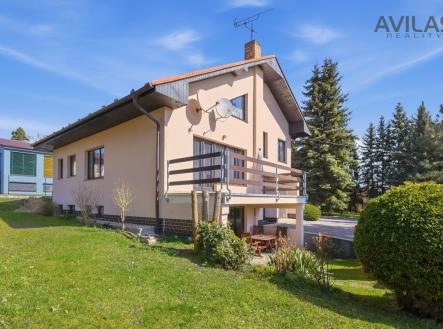 Fotka 1 | Prodej - dům/vila, 235 m²