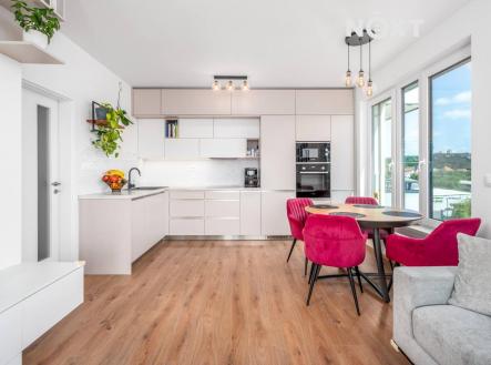 Prodej bytu, 3+kk, 74 m²