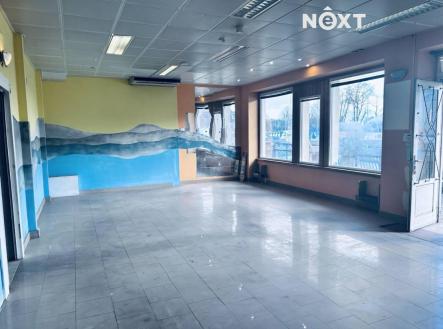 Pronájem - komerční objekt, obchodní centrum, 70 m²