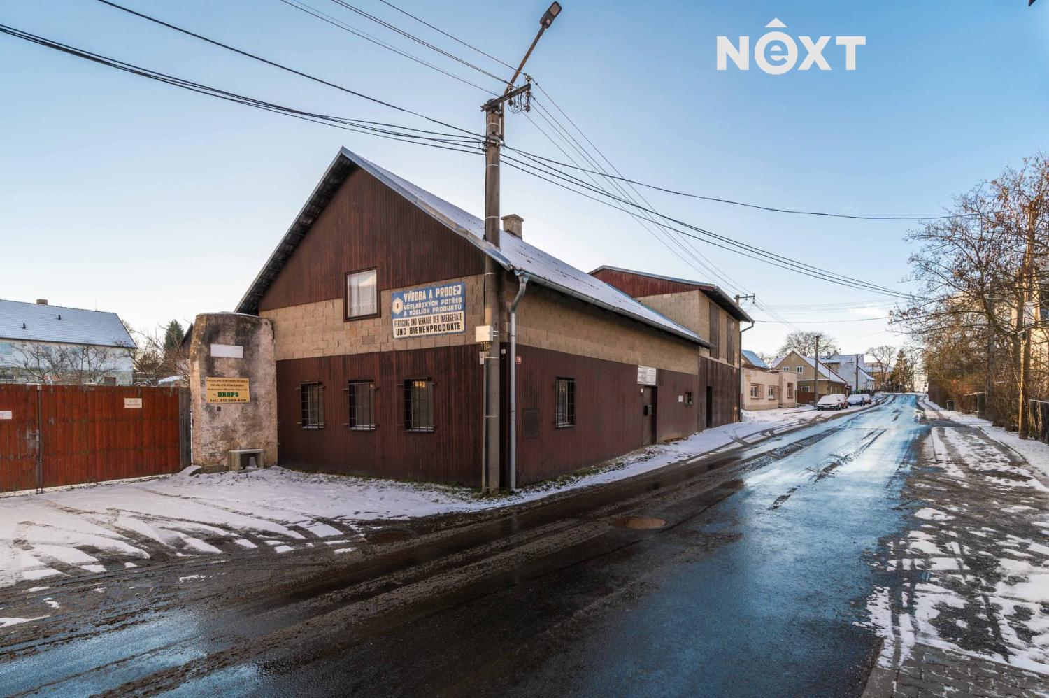 Prodej komerční Sklady, 840㎡