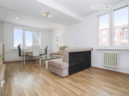 Pronájem bytu, 3+1, 77 m²