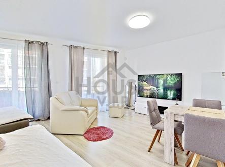 IMG_E4539 | Pronájem bytu, 1+kk, 43 m²