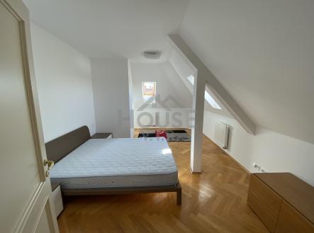 Ložnice | Pronájem bytu, 2+kk, 70 m²