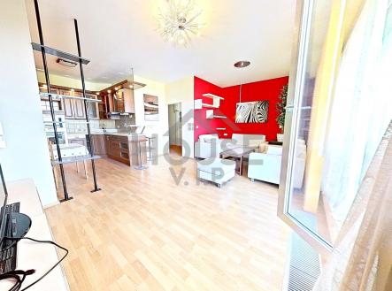 Pronájem bytu, 4+kk, 90 m² obrázek