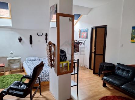 Prodej bytu, 2+1, 86 m²