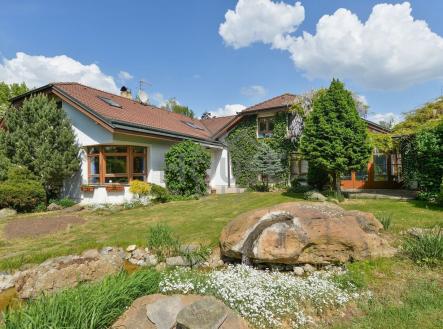 Prodej - dům/vila, 457 m²