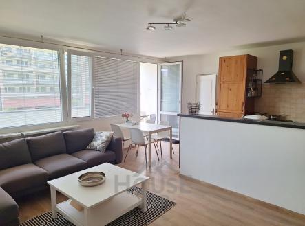 Pronájem bytu, 4+kk, 107 m²