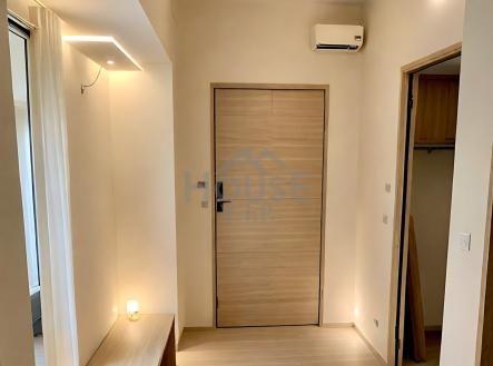 IMG_E8460 | Prodej bytu, 2+kk, 38 m²