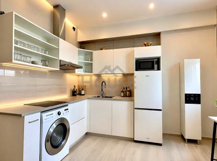 IMG_E7410 | Prodej bytu, 2+kk, 31 m²