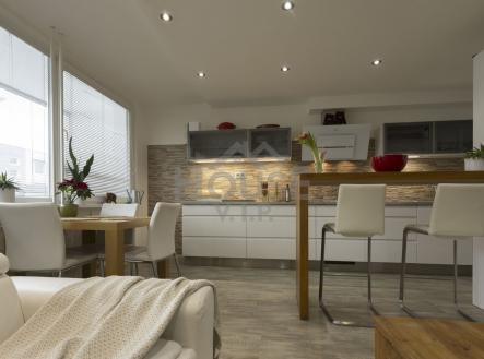 web__06 | Prodej bytu, 4+kk, 97 m²