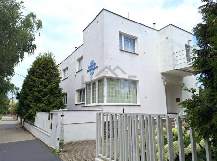 Prodej - komerční objekt, jiný, 280 m² obrázek