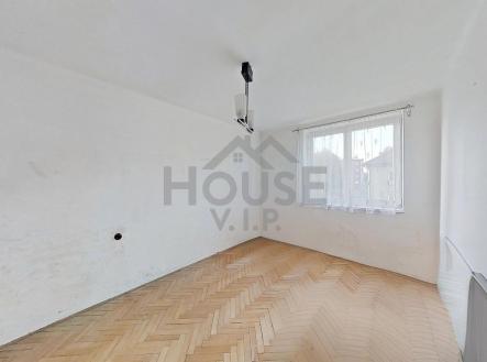 1127-K-Dolankam-10212025_153429_defurnished | Prodej bytu, 2+1, 52 m²