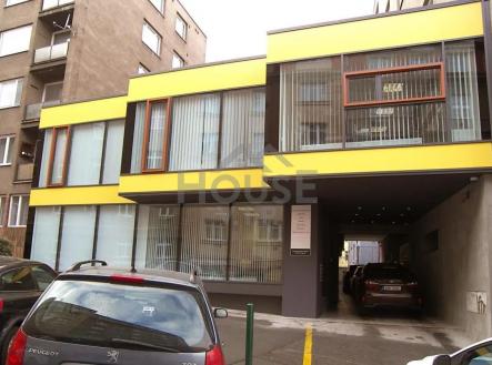 Budova | Prodej - kanceláře, 616 m²