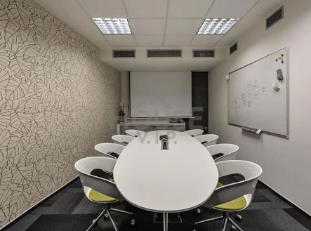 Promítací místnost | Prodej - kanceláře, 616 m²