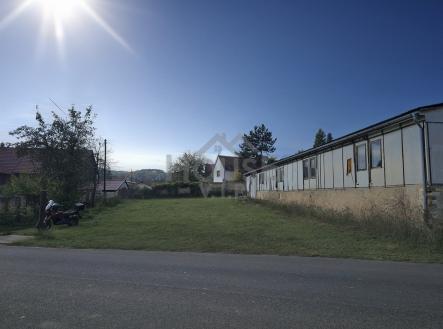 20251019_142900~2 | Prodej - pozemek pro komerční výstavbu, 1 297 m²