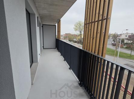 IMG-20260415-WA0014 | Prodej bytu, 2+kk, 55 m²