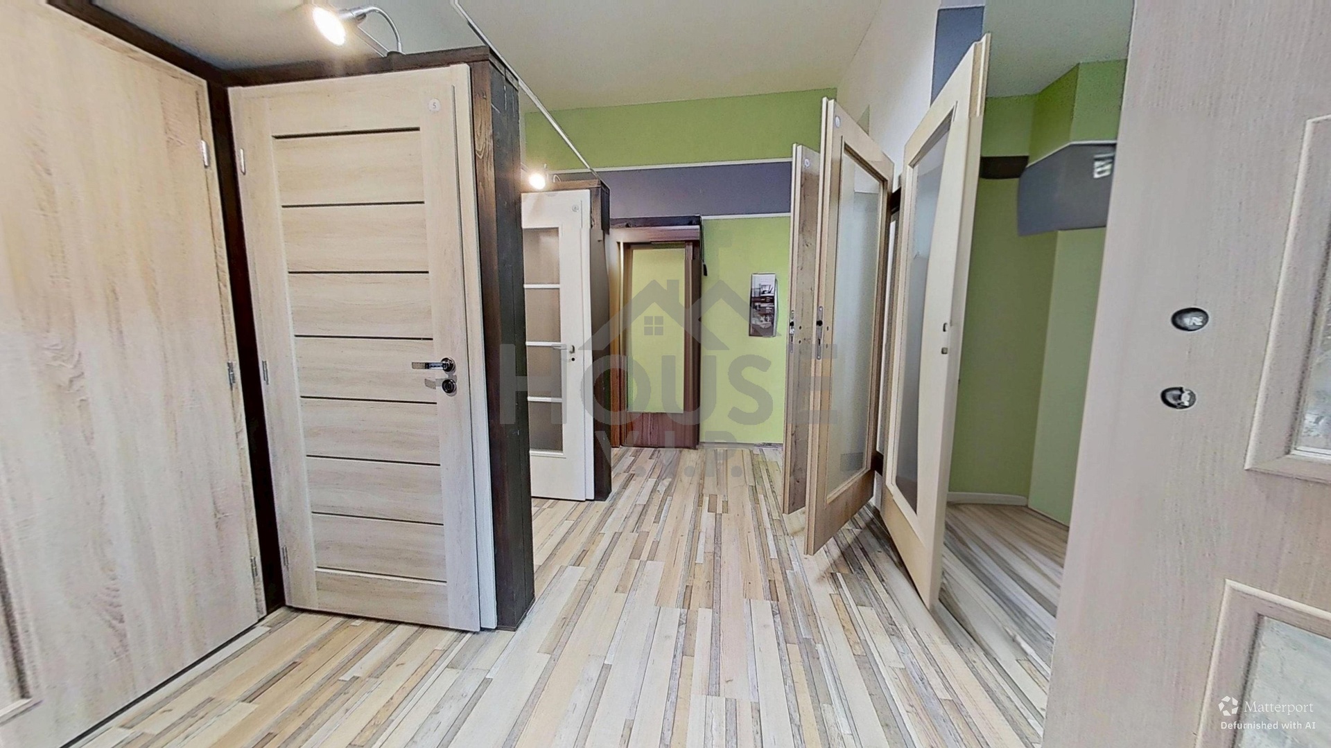 Prodej obchodního prostoru 79 m², Praha  4 - Nusle.