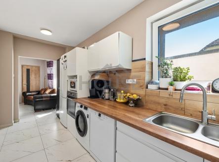 1-18 | Prodej - dům/vila, 213 m²