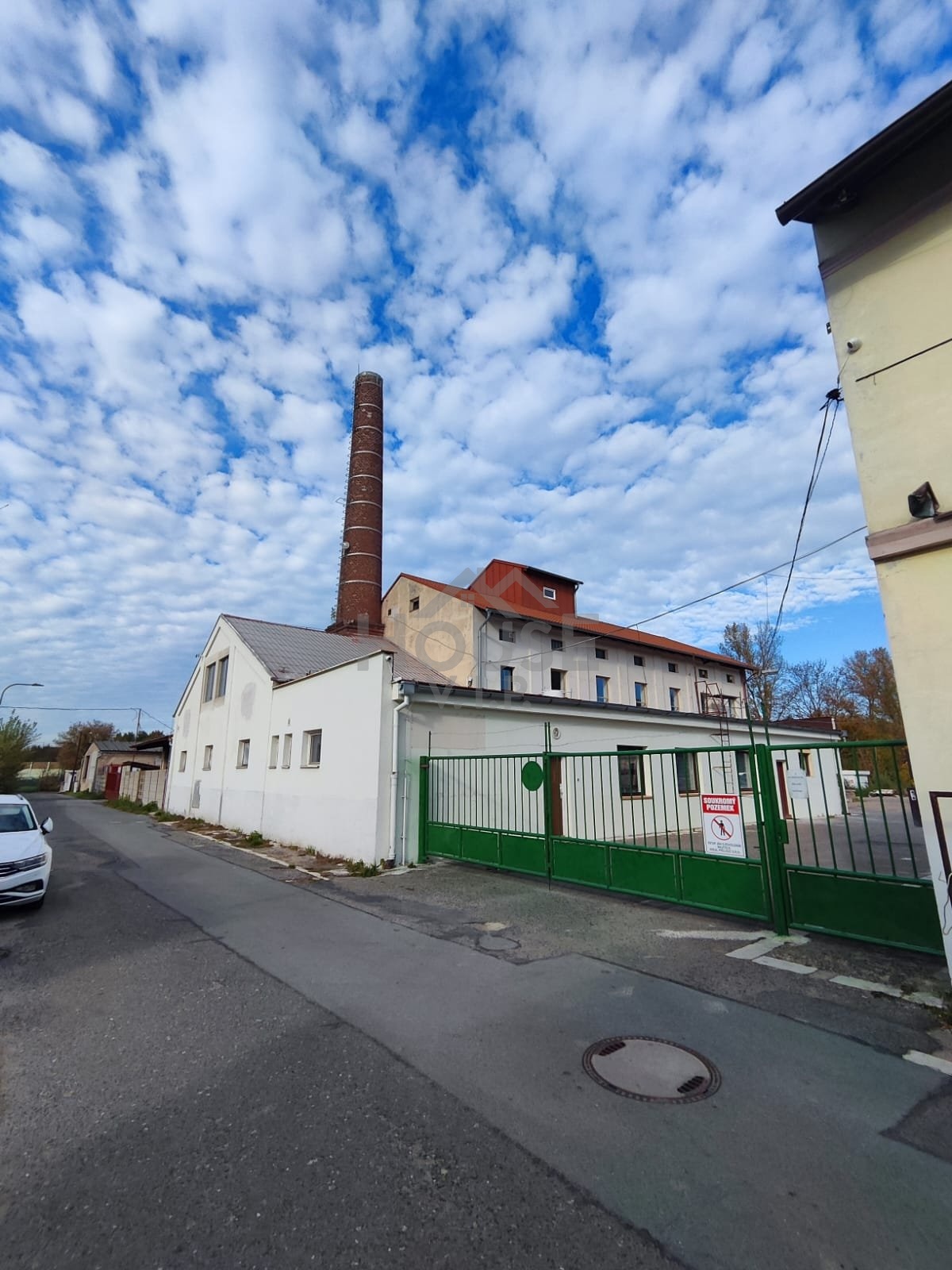 Prodej skladu 4.222 m², Sportovní, Přelouč.