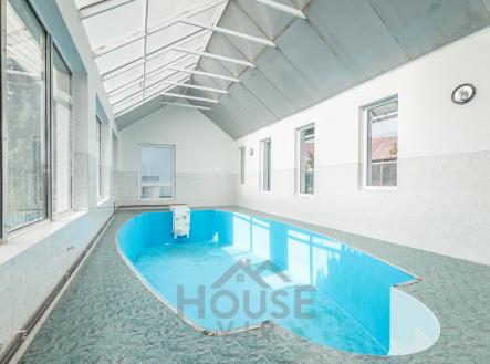 Prodej - hotel, 550 m²