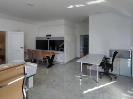 2025-08-04_105727 | Pronájem - obchodní prostor, 210 m²