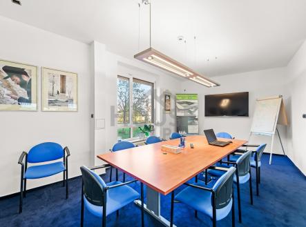 1-48 | Prodej - kanceláře, 234 m²