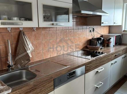 b0b5d281-3b1d-4397-b25a-bdc2539c07f5 | Prodej bytu, 3+kk, 78 m²