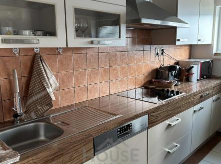 b0b5d281-3b1d-4397-b25a-bdc2539c07f5 | Prodej bytu, 3+kk, 78 m²