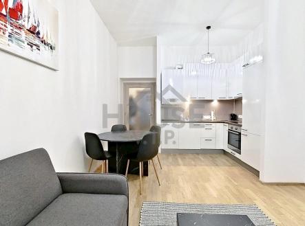 IMG_E4920 | Prodej bytu, 2+kk, 40 m²